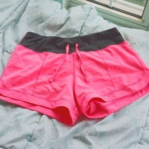 Avia sport shorts, size medium